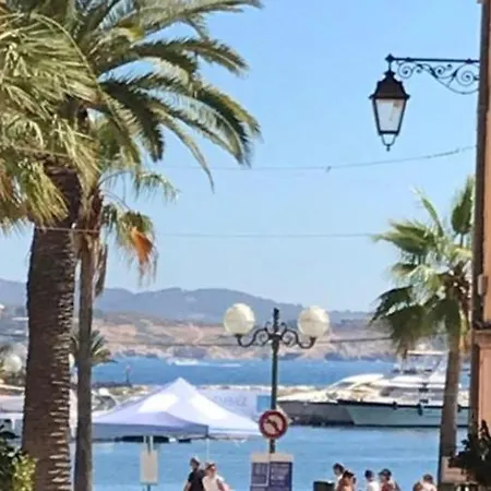 Un Balcon Dans Les Rues Pietonnes Apartmán *